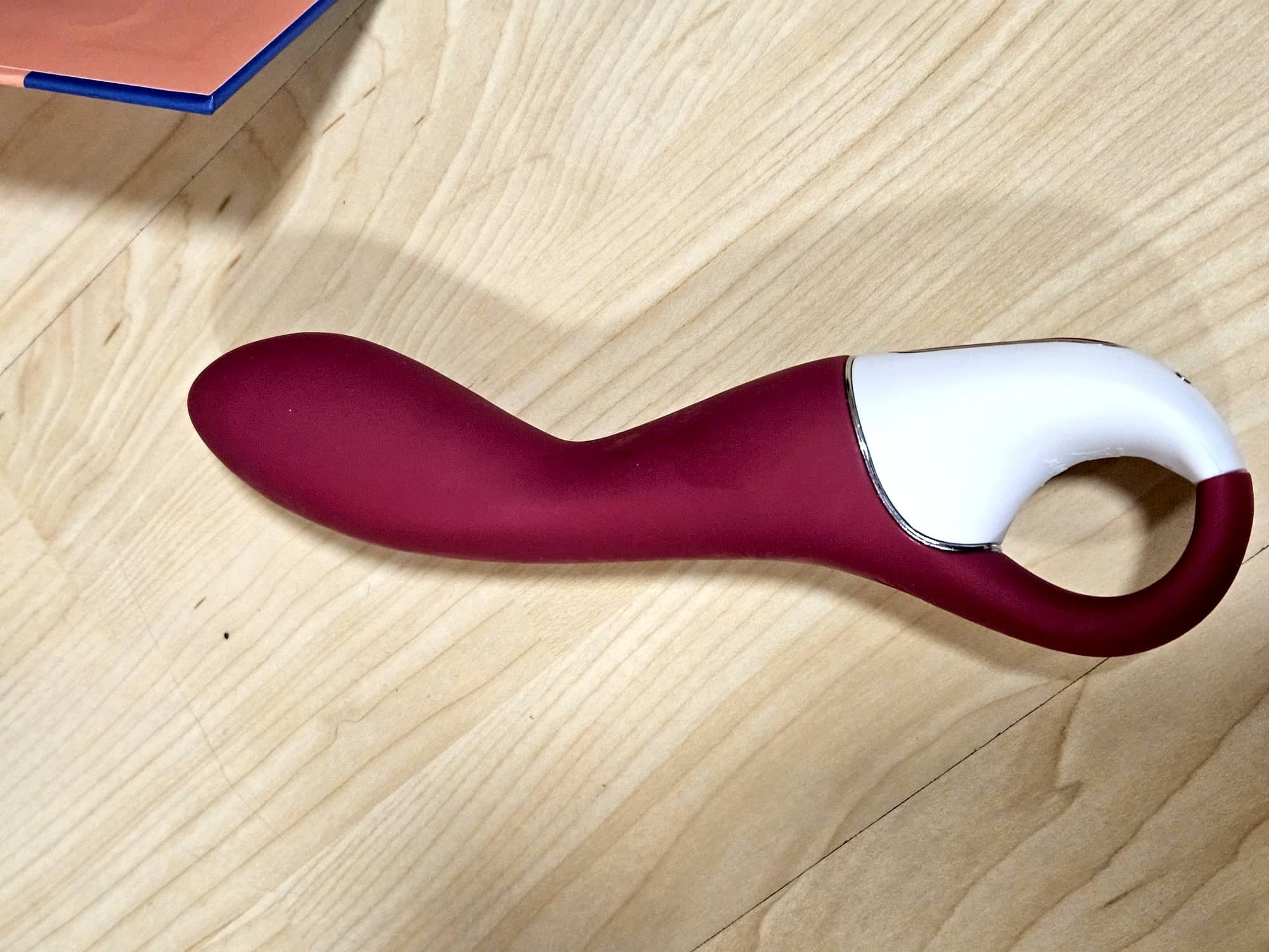 Satisfyer Heated seitlich